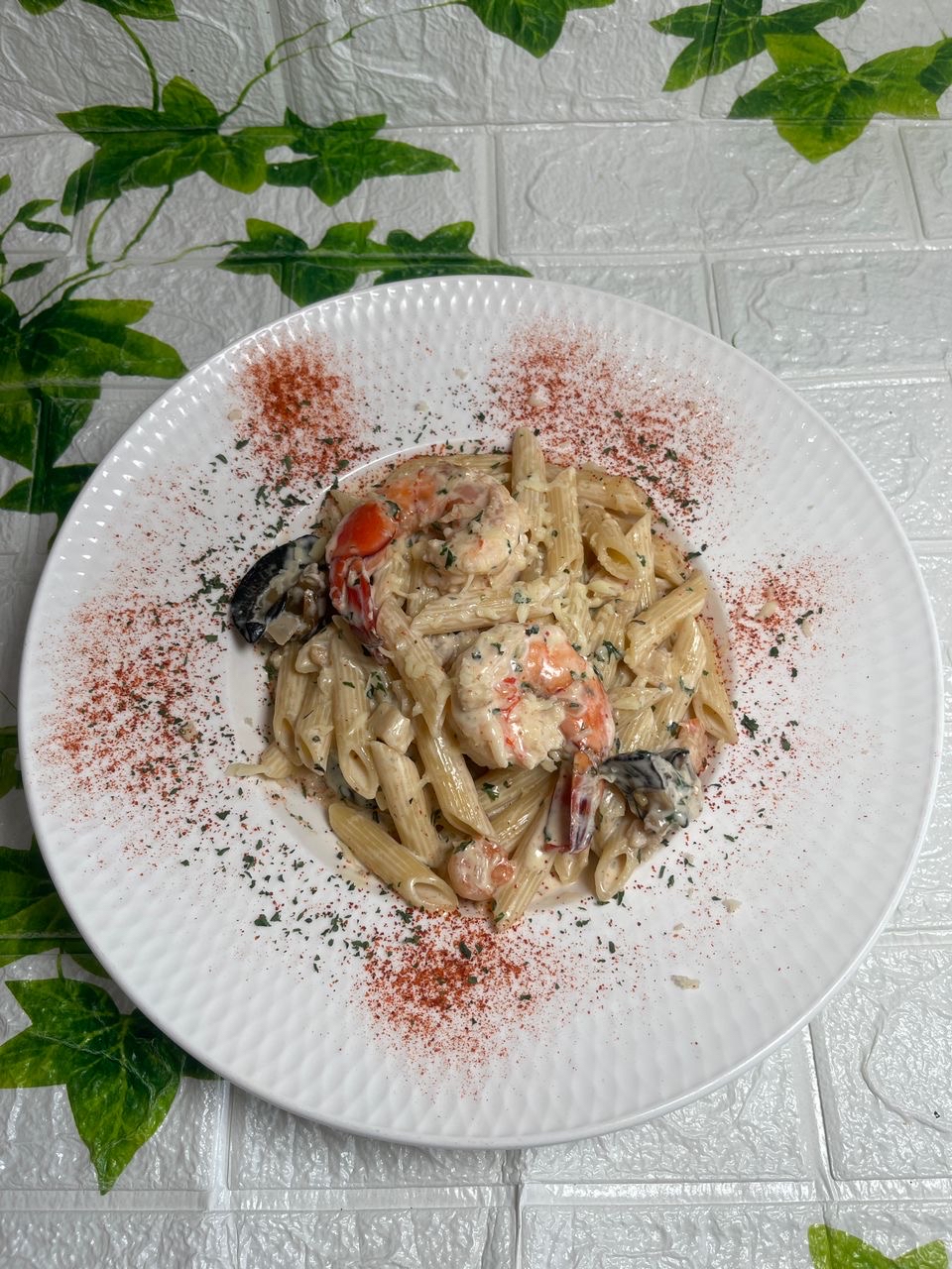 Creamy seafood pasta