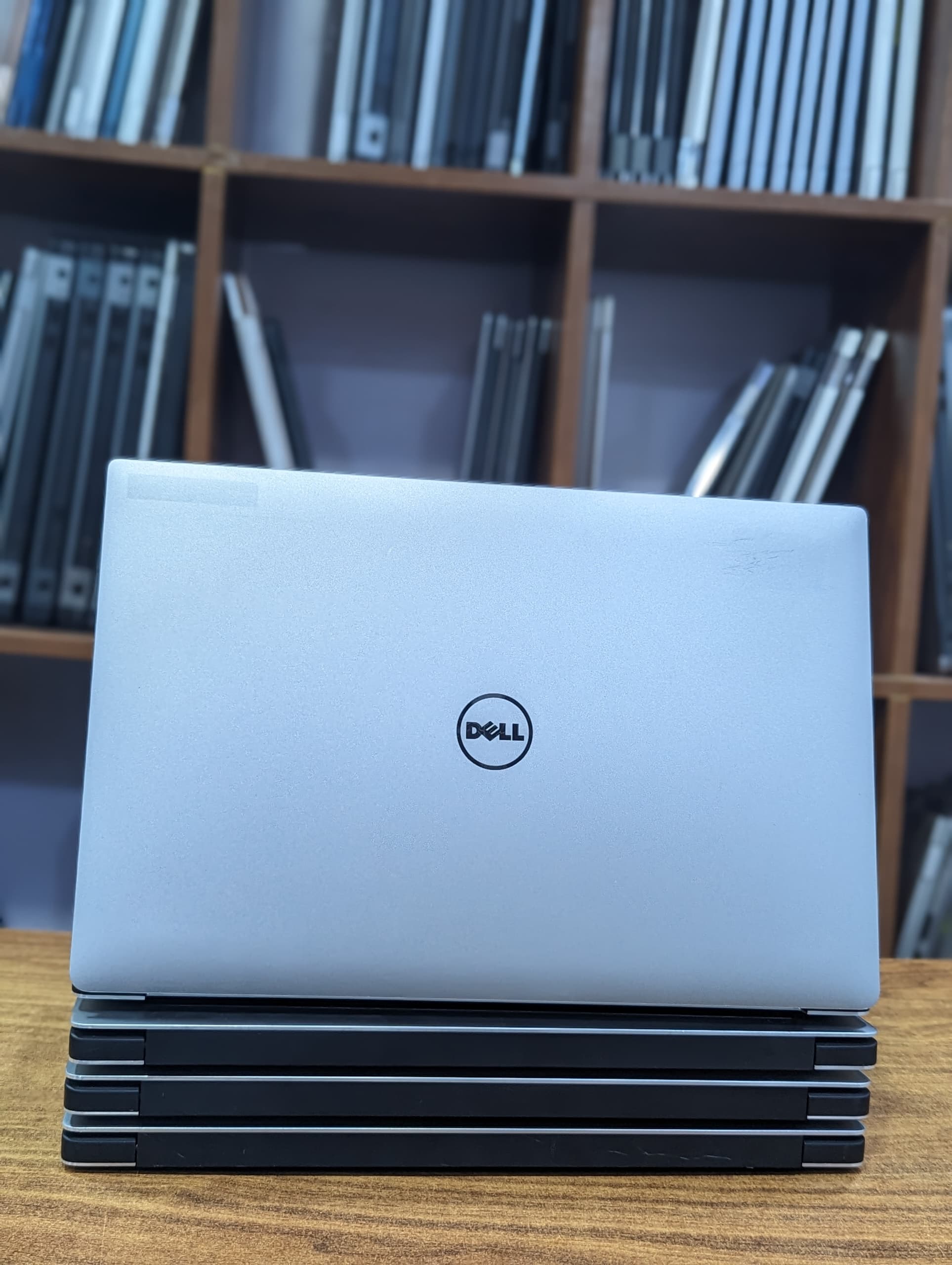 Dell XPS 15 7590 16GB Ram 512GB SSD