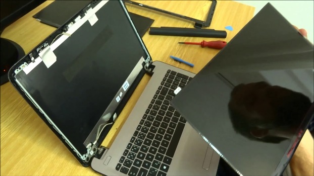 Laptop Screen Replacement Cost in Nigeria (HP, Dell, Lenovo)